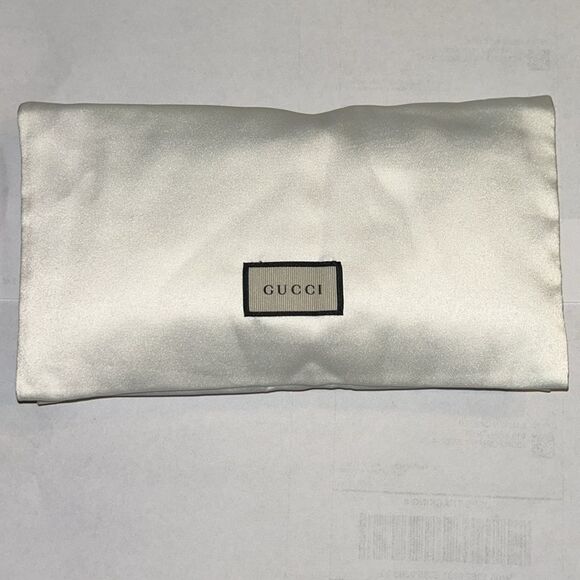 Authentic Gucci GG Signature Continental Pink
Leather Zip Around Wallet - Picture 4 of 16